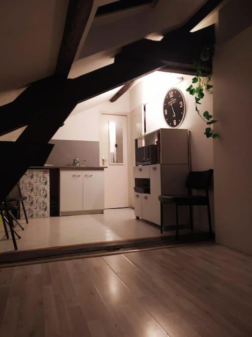 Studio 6 Chalon-sur-Saone Luaran gambar